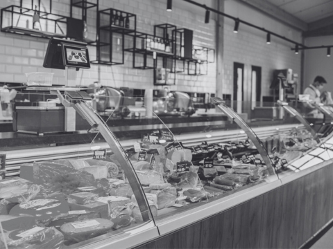 le bar d'une boucherie de ferme